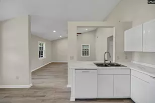 404 Greenlake Dr, Hopkins, SC 29061 - Photo 10