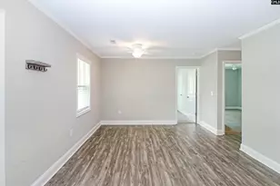 212 Adkins Cir, West Columbia, SC 29172 - Photo 4