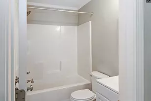 212 Adkins Cir, West Columbia, SC 29172 - Photo 16