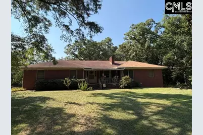 409 Travis Avenue, Saluda, SC 29138 - Photo 1