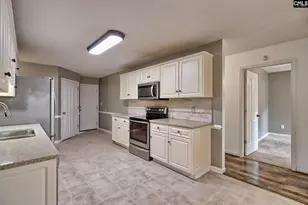 301 Knotts Cir, Lexington, SC 29073 - Photo 8