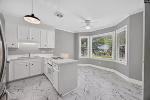 7 Summit Pl, Columbia, SC 29204 - Photo 6