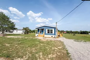 1369 Track Rd, Pelion, SC 29123 - Photo 4