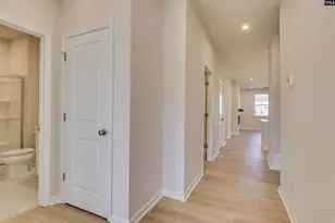 705 Feldpsar Ct, Chapin, SC 29036 - Photo 2
