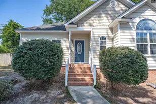 107 Hook Ave, West Columbia, SC 29169 - Photo 2