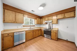 1701 Oak St, Cayce, SC 29033 - Photo 10