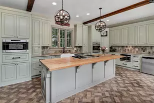 1502 Wyndham Rd, Columbia, SC 29205 - Photo 18
