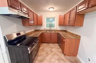 927 Greenlawn Dr, Columbia, SC 29209 - Photo 2