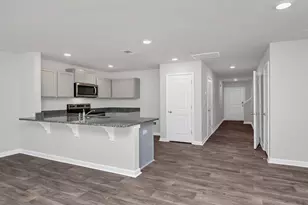 804 Gatestone Ln, Hopkins, SC 29061 - Photo 4