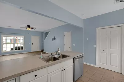 2000 Water Oak Drive 3-B, Lexington, SC 29073 - Photo 2