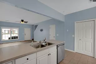 2000 Water Oak Dr 3-B, Lexington, SC 29073 - Photo 2