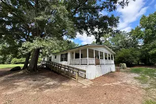 1384 W Creek Rd, Leesville, SC 29070 - Photo 2