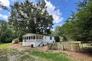 1384 W Creek Rd, Leesville, SC 29070 - Photo 4