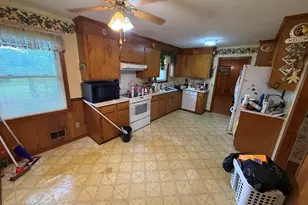 623 Jacobs Millpond Rd, Elgin, SC 29045 - Photo 26