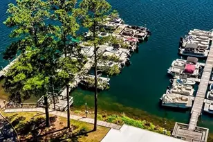 301 Harbor Heights Dr 3A, Lexington, SC 29072 - Photo 2