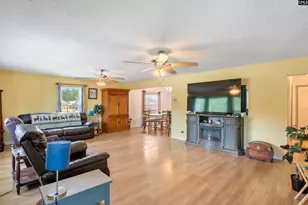 1031 Natures Cove Rd, Saluda, SC 29138 - Photo 12