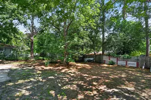 208 Bob White Ave, Hopkins, SC 29061 - Photo 6