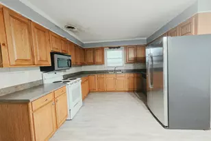 514 Woodberry Rd, West Columbia, SC 29170 - Photo 4