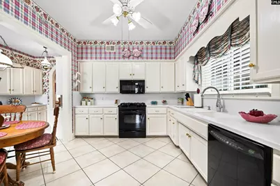 2418 Broughton, Orangeburg, SC 29115 - Photo 4