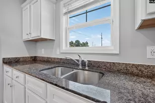 1 Carriagebrook Cir, Camden, SC 29020 - Photo 10