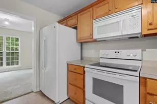 16 Circle Dr, Eastover, SC 29044 - Photo 10