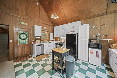 1903 Lakeshore Road, Camden, SC 29020 - Photo 10