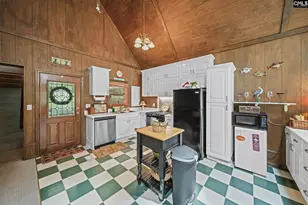 1903 Lake Shore Rd, Camden, SC 29020 - Photo 10