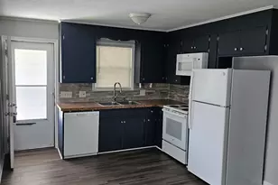 127 Aster Cir, Columbia, SC 29201 - Photo 6
