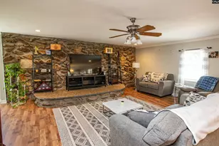 4576 Kincaid Bridge Rd, Winnsboro, SC 29180 - Photo 10