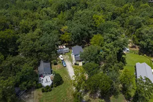 329 Lakeshore Dr, Leesville, SC 29070 - Photo 6