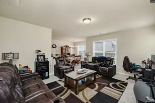 492 Freshwater Dr, Columbia, SC 29229 - Photo 2