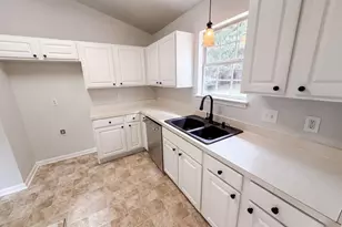 220 Longshadow Dr, Lexington, SC 29072 - Photo 2