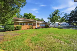 215 Summerland Ave, Batesburg, SC 29006 - Photo 2