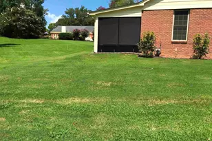 125 Devon Park Dr, Greenwood, SC 29649 - Photo 8