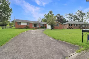 2821 Cliffside Cir, Columbia, SC 29209 - Photo 2