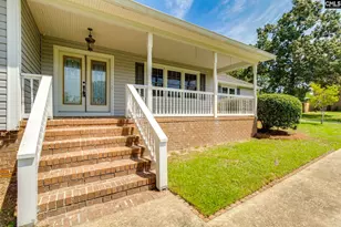 1207 S Fredericksburg Dr, Lugoff, SC 29078 - Photo 2