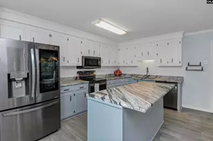 201 Cranewater Dr, Columbia, SC 29212 - Photo 6