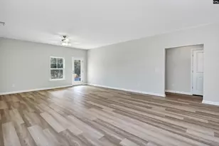 141 Middlesex Ct, Lugoff, SC 29078 - Photo 6
