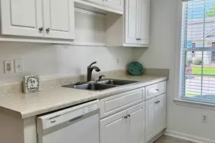 416 Elders Pond Cir, Columbia, SC 29229 - Photo 8