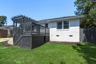 1220 Carter St, Columbia, SC 29204 - Photo 2
