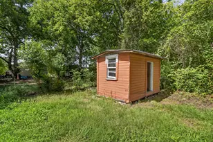 1212 Lewis St, Marion, SC 29571 - Photo 2
