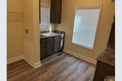 236 Lincoln Street, West Columbia, SC 29170 - Photo 4