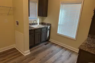 236 Lincoln St, West Columbia, SC 29170 - Photo 4