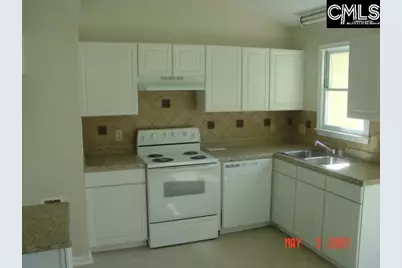 2915 S Partridge Circle, Hopkins, SC 29061 - Photo 2