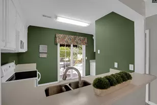 129 Wandering Brook Rd, Irmo, SC 29036 - Photo 10
