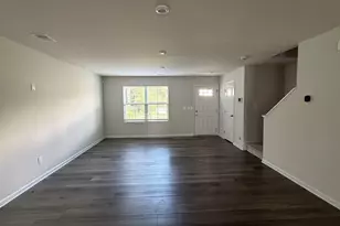 3000 Blue Brook Ln, Columbia, SC 29209 - Photo 6