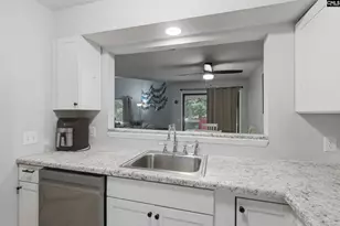 15 Cassia Ct, Columbia, SC 29209 - Photo 8