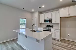 609 Silica Ct, West Columbia, SC 29170 - Photo 4