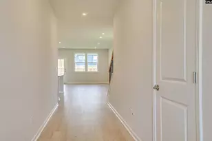 829 Huxley Ln, Elgin, SC 29045 - Photo 6