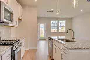825 Huxley Ln, Elgin, SC 29045 - Photo 16